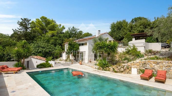 Image No.18-6 Bed House for sale