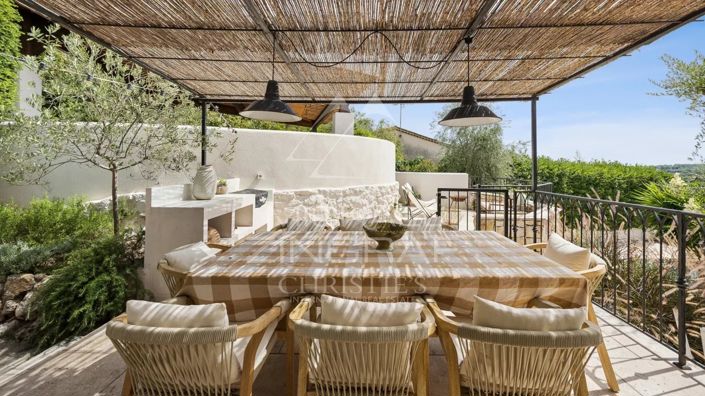 Image No.2-6 Bed House for sale
