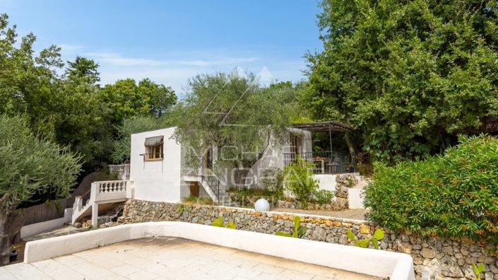 Image No.20-6 Bed House for sale