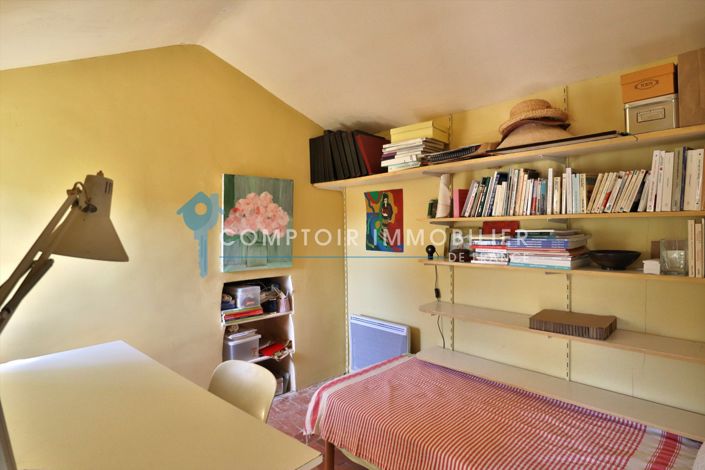 Image No.19-4 Bed House for sale