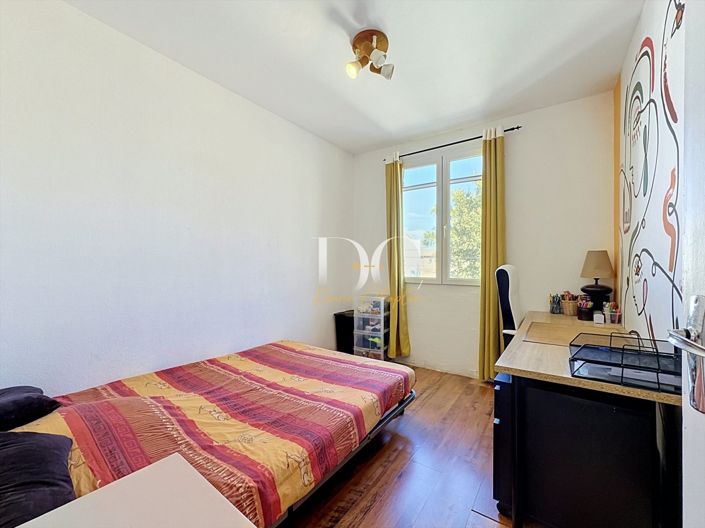 Image No.13-4 Bed House for sale