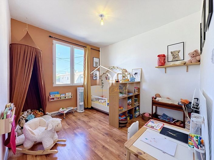 Image No.14-4 Bed House for sale