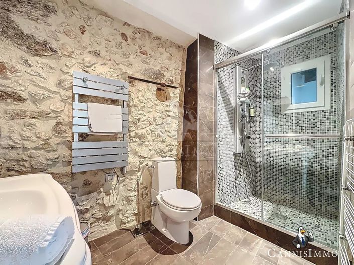 Image No.9-5 Bed House for sale