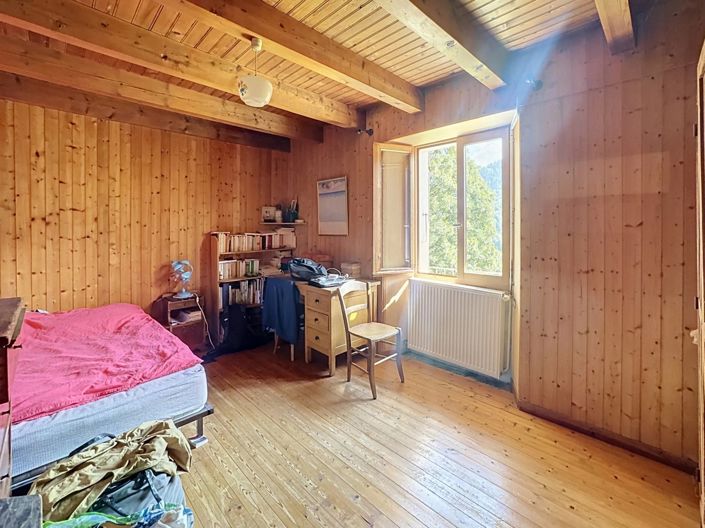 Image No.9-2 Bed House for sale