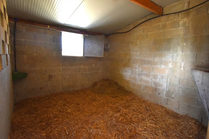 Image No.24-6 Bed House for sale