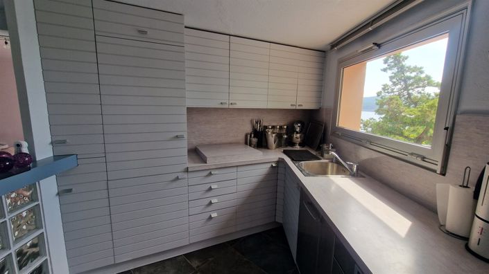 Image No.12-1 Bed House for sale
