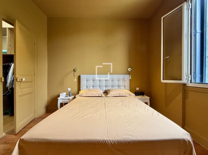 Image No.27-5 Bed House for sale