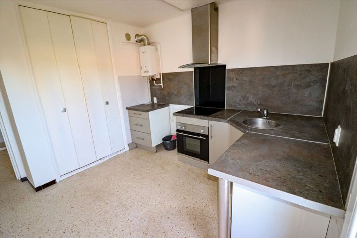 Image No.3-Appartement de 2 chambres à vendre à Draguignan