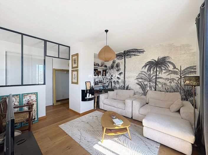 Image No.24-2 Bed Apartment for sale