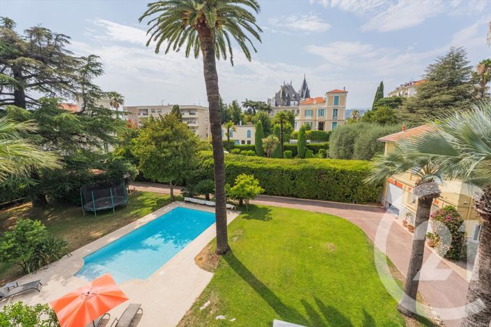 Image No.20-4 Bed House for sale