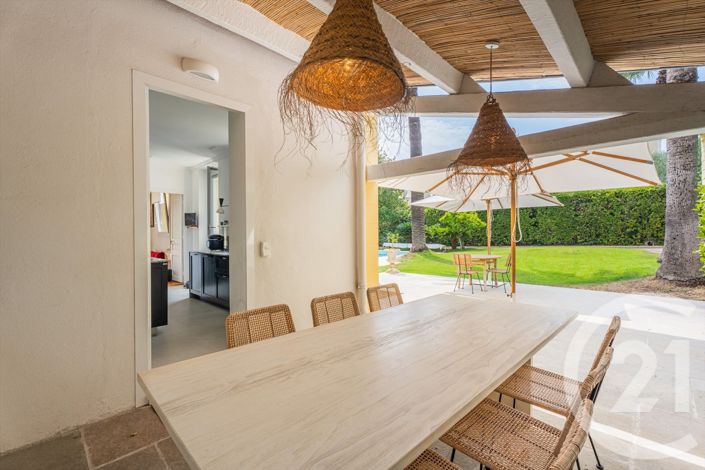 Image No.4-4 Bed House for sale