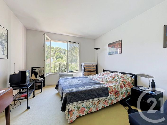 Image No.13-3 Bed House for sale