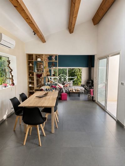 Image No.5-6 Bed House for sale