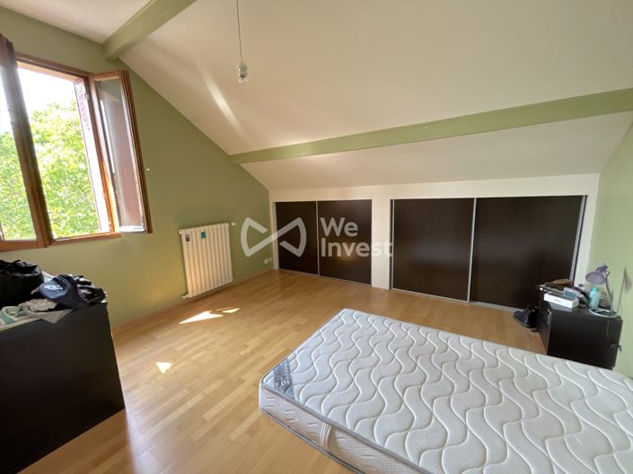 Image No.18-4 Bed House for sale