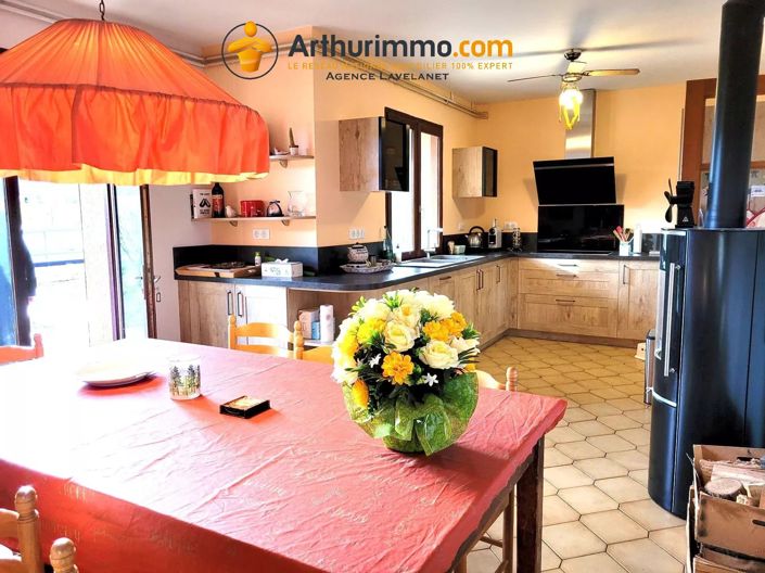 Image No.6-5 Bed House for sale