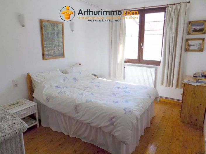 Image No.9-5 Bed House for sale
