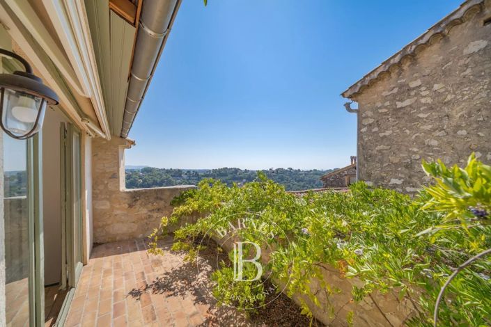 Image No.2-2 Bed House for sale