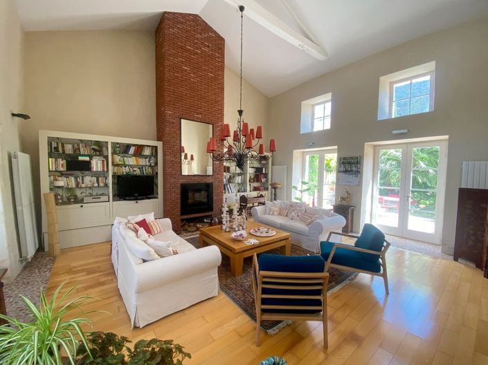 Image No.3-3 Bed House for sale