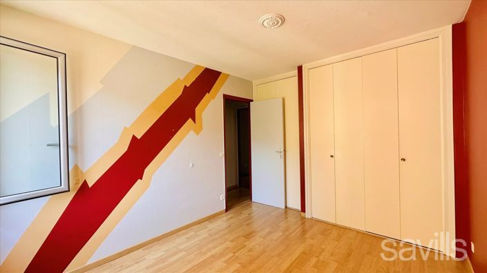 Image No.12-3 Bed Apartment for sale
