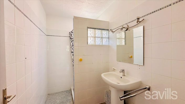 Image No.15-3 Bed Apartment for sale