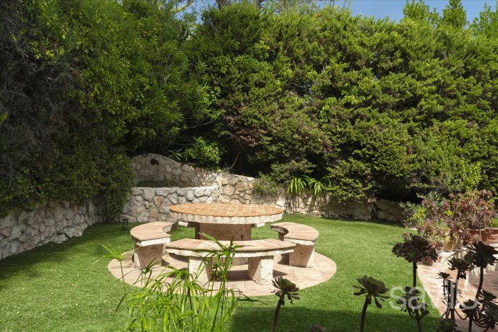 Image No.13-6 Bed House for sale