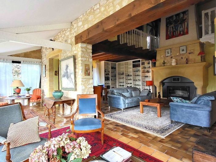 Image No.6-4 Bed House for sale