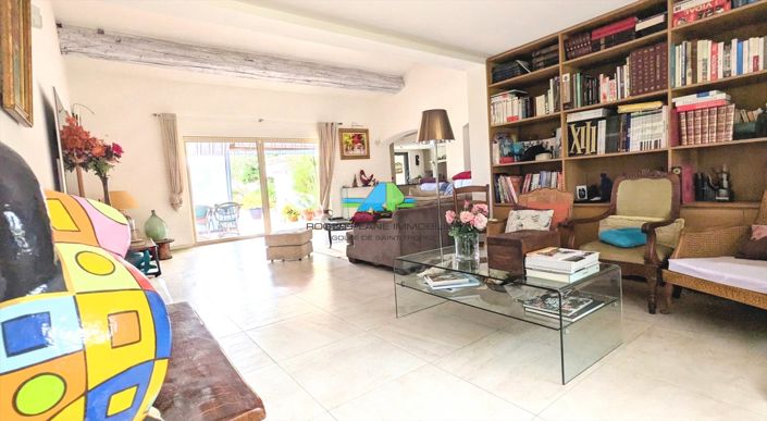 Image No.3-3 Bed House for sale