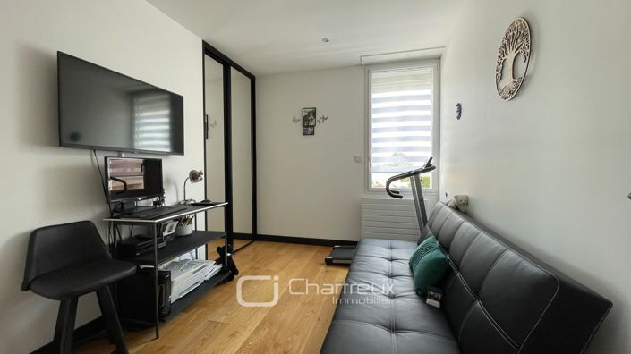 Image No.12-3 Bed Apartment for sale