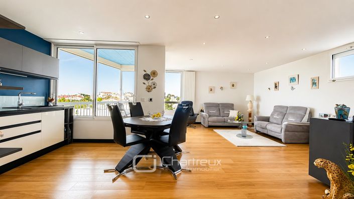 Image No.6-3 Bed Apartment for sale