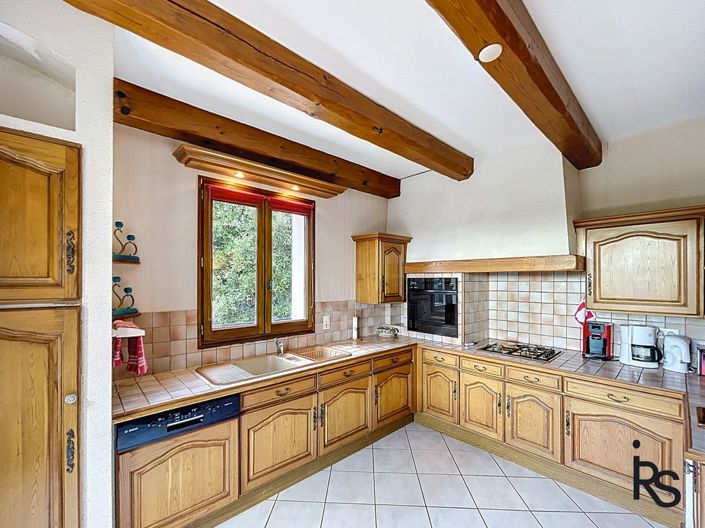 Image No.8-4 Bed House for sale