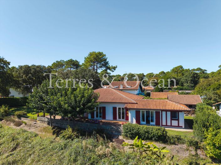 Image No.28-5 Bed House for sale