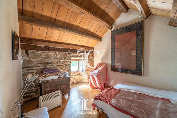 Image No.21-7 Bed House for sale