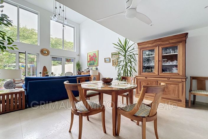 Image No.5-3 Bed House for sale