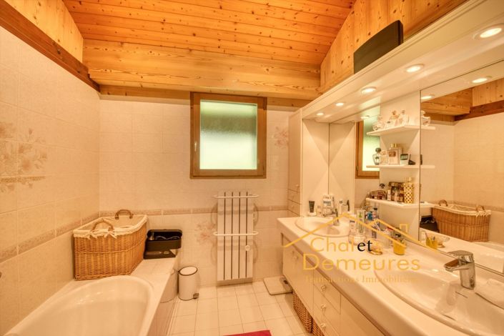 Image No.14-4 Bed House for sale