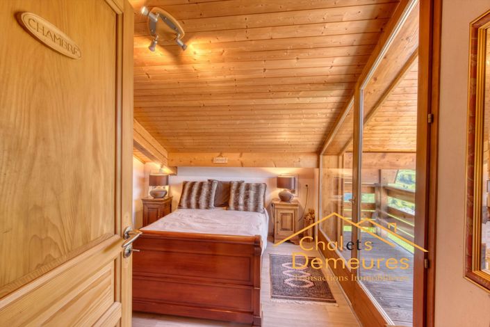 Image No.16-4 Bed House for sale