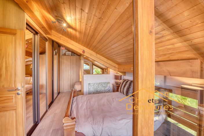 Image No.20-4 Bed House for sale
