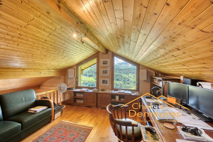Image No.21-4 Bed House for sale