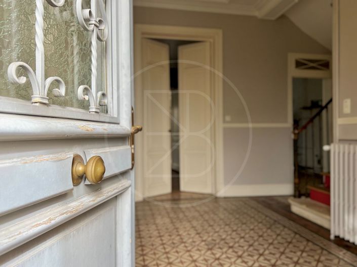 Image No.15-6 Bed House for sale