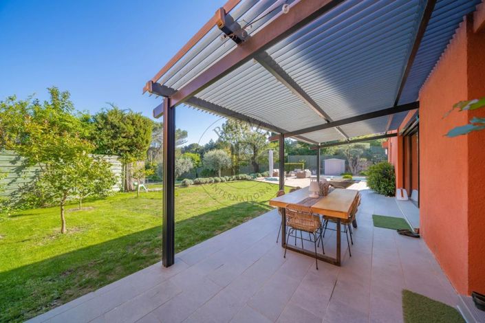 Image No.26-3 Bed House for sale