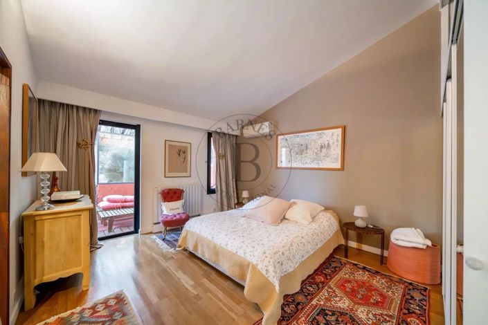 Image No.9-3 Bed House for sale
