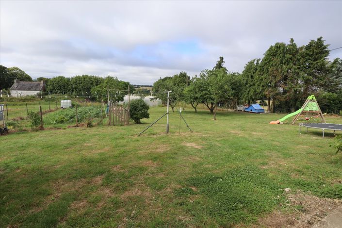 Image No.16-5 Bed House for sale
