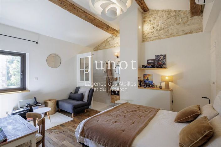 Image No.16-4 Bed House for sale