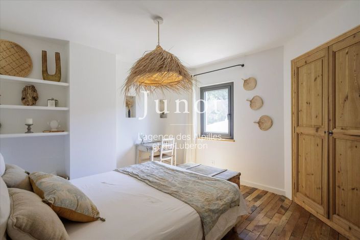 Image No.19-4 Bed House for sale