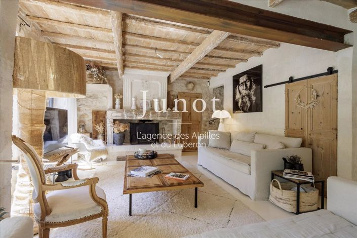 Image No.20-4 Bed House for sale