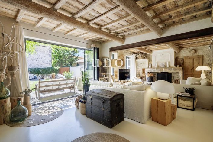 Image No.5-4 Bed House for sale
