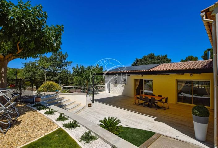 Image No.22-5 Bed House for sale