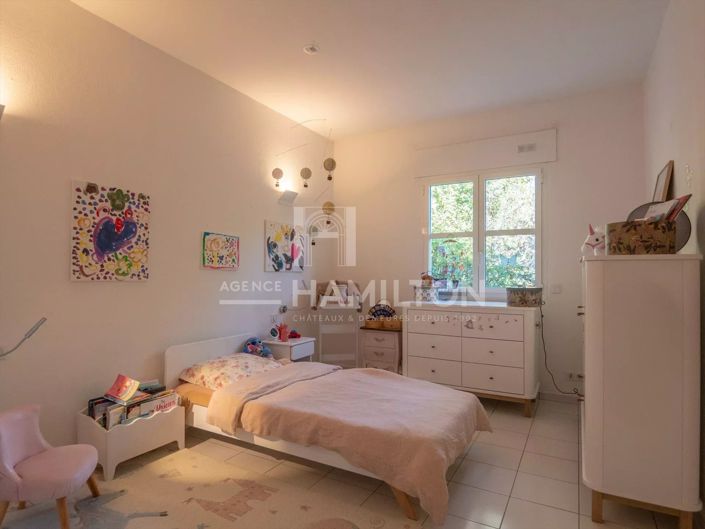 Image No.11-4 Bed House for sale