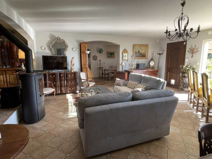 Image No.30-3 Bed House for sale