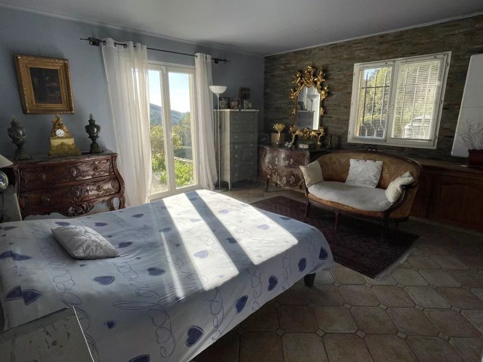 Image No.38-3 Bed House for sale