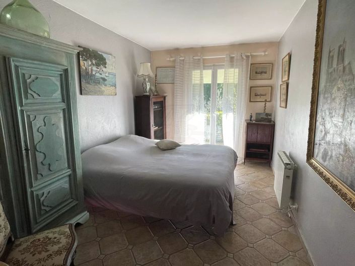 Image No.44-3 Bed House for sale